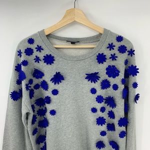 ✨ JCREW Sweater with blue flowers